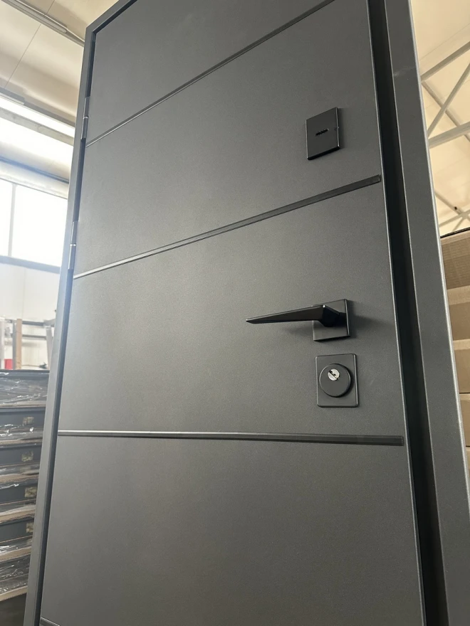 "Redfort" модель Стріт Грей ЛЮКС - Двері в наявності на складі