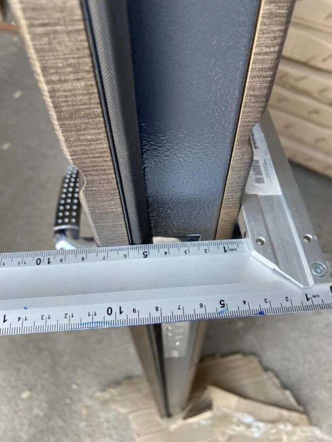 "Redfort" модель Графіка - Двері в наявності на складі