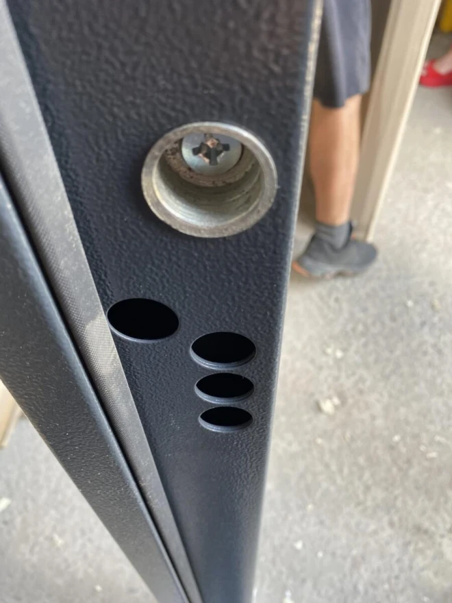 "Redfort" модель Графіка - Двері в наявності на складі