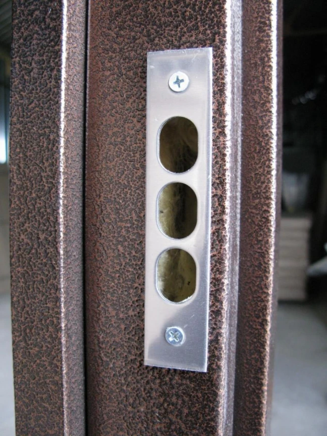 "Redfort" модель Метал-МДФ 16 мм - Doors in stock