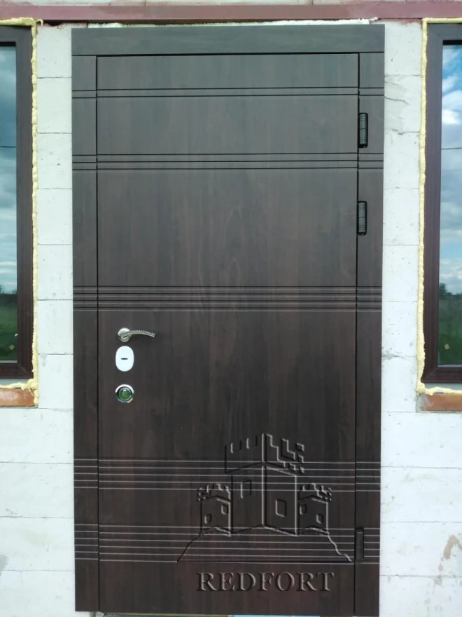 "Redfort" модель Паралель - Двері в наявності на складі