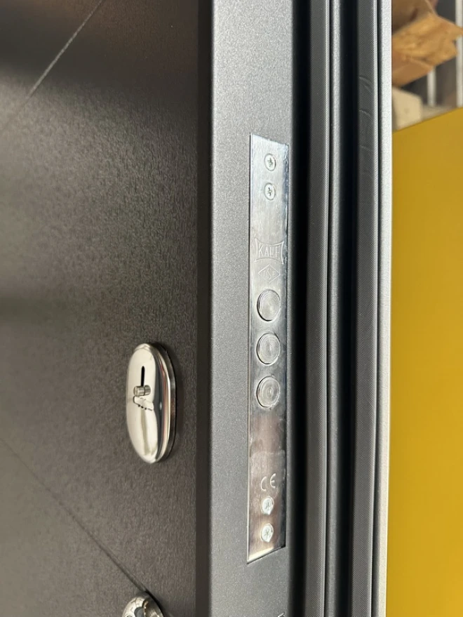 "Redfort" модель Стріт Грей - Двері в наявності на складі