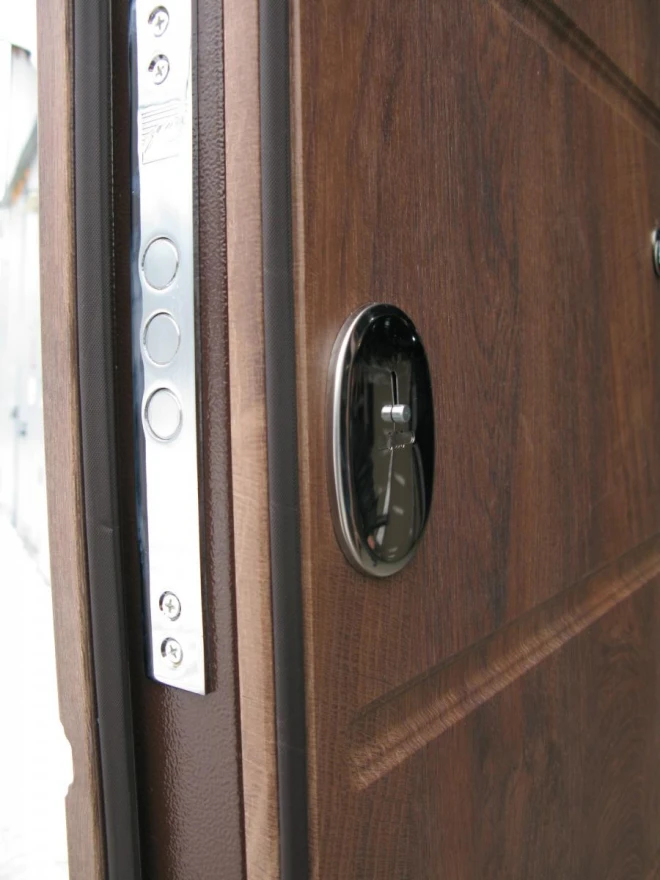 "Redfort" модель Кантрі - Двері в наявності на складі