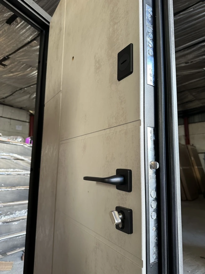 "Redfort" модель Бостон - Двері в наявності на складі