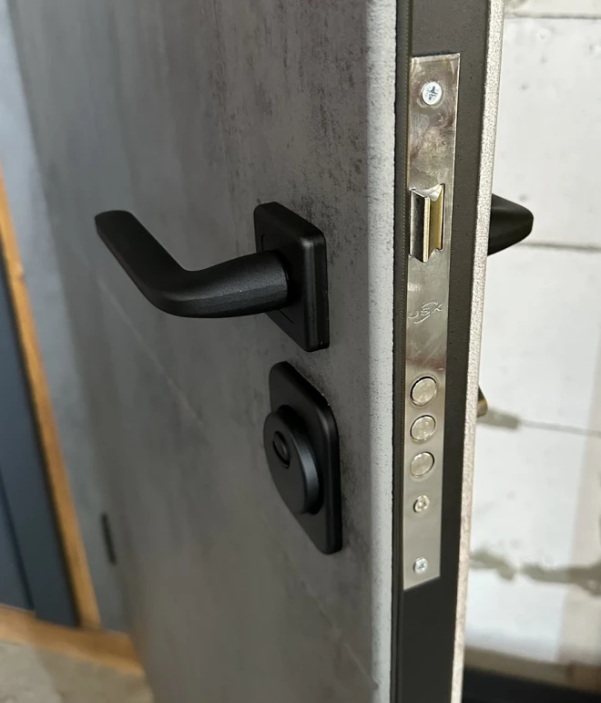 "Redfort" модель Дует - Двери в наличии на складе