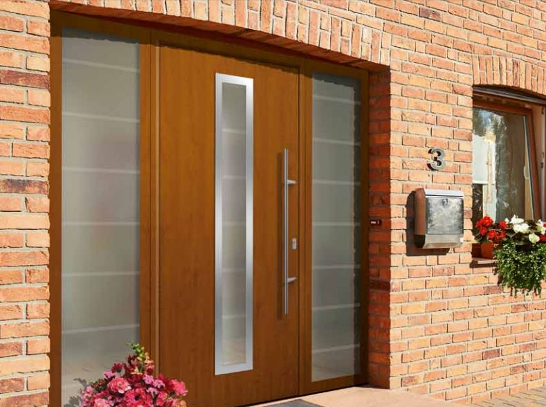  Вхідні двері зі склопакетом, наскільки це безпечно. Поради щодо вибору