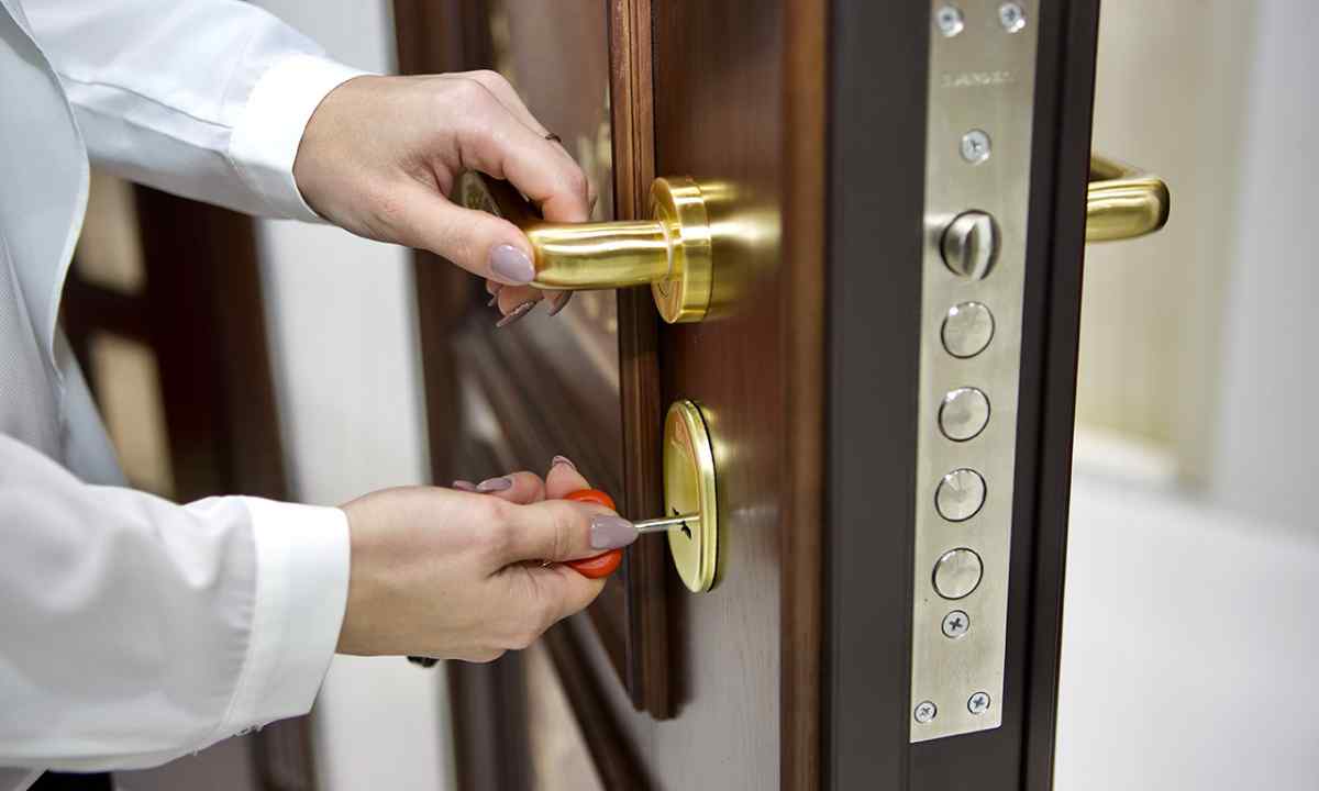 Як підібрати ручку для вхідних дверей?