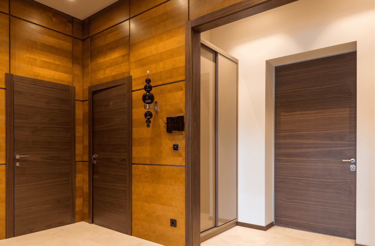 Модні тренди 2024 у дизайні дверей – колірні рішення та текстури