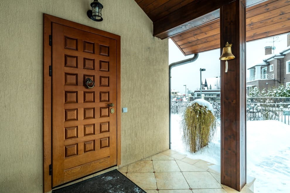 Защита вашего дома: какие двери наиболее безопасны?