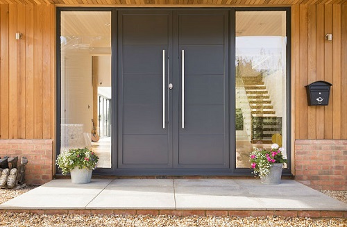 Современные тенденции в дизайне входных дверей