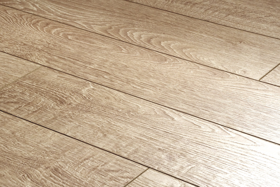 Как правильно уложить ламинат?