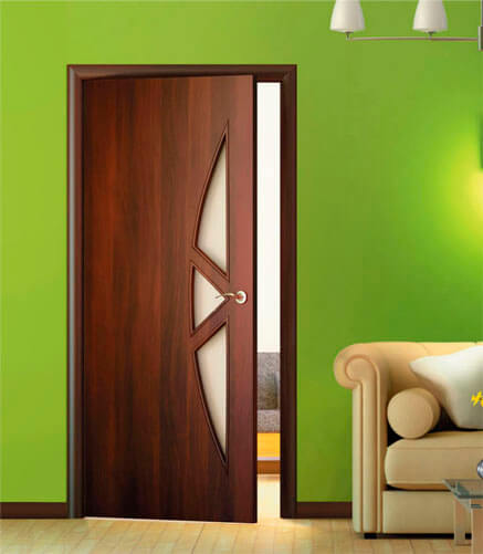 Особенности и достоинства, которыми обладают ламинированные двери