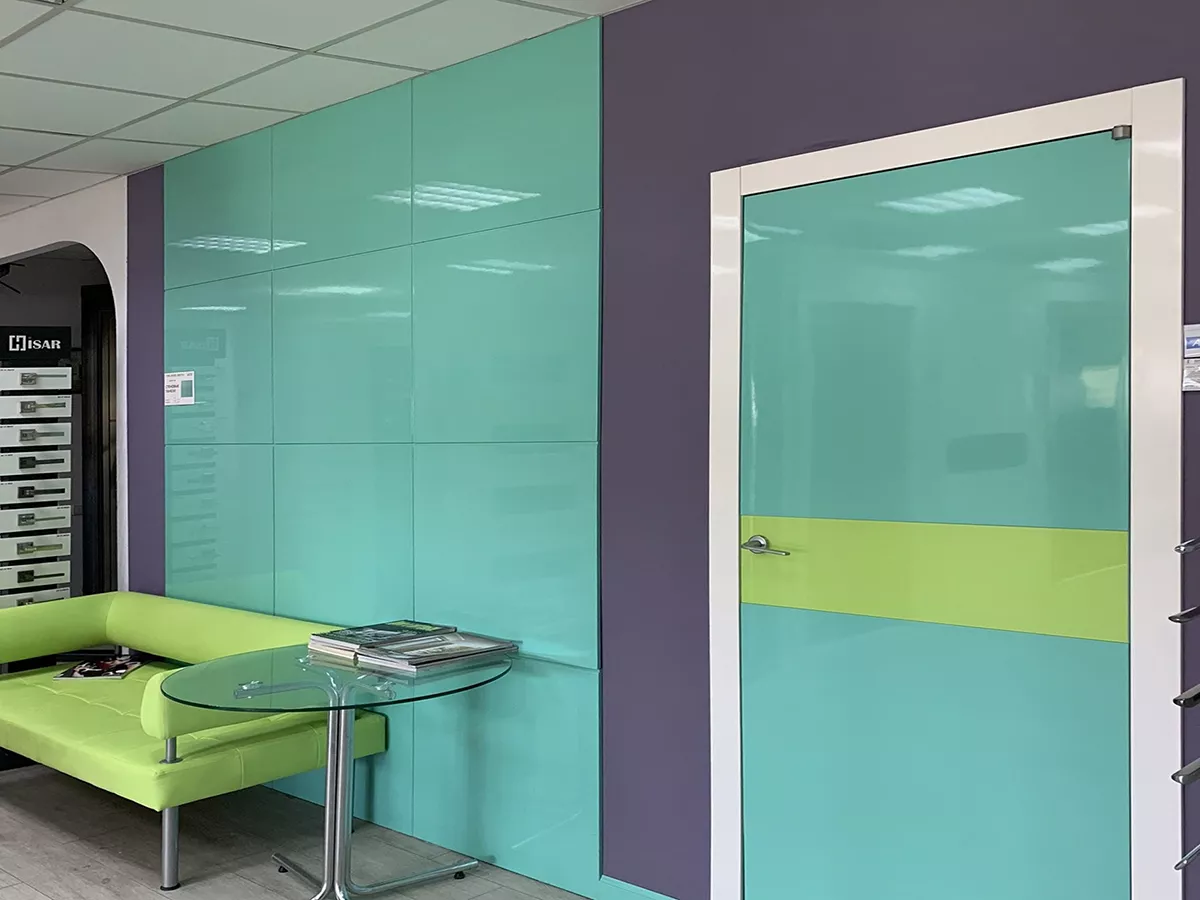 Стінові панелі 